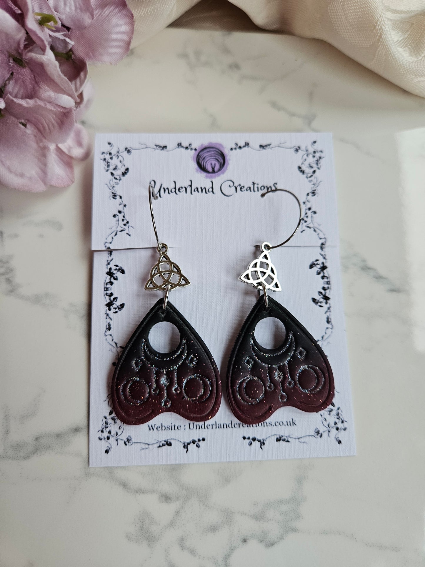 Planchettes in "Nightshade"