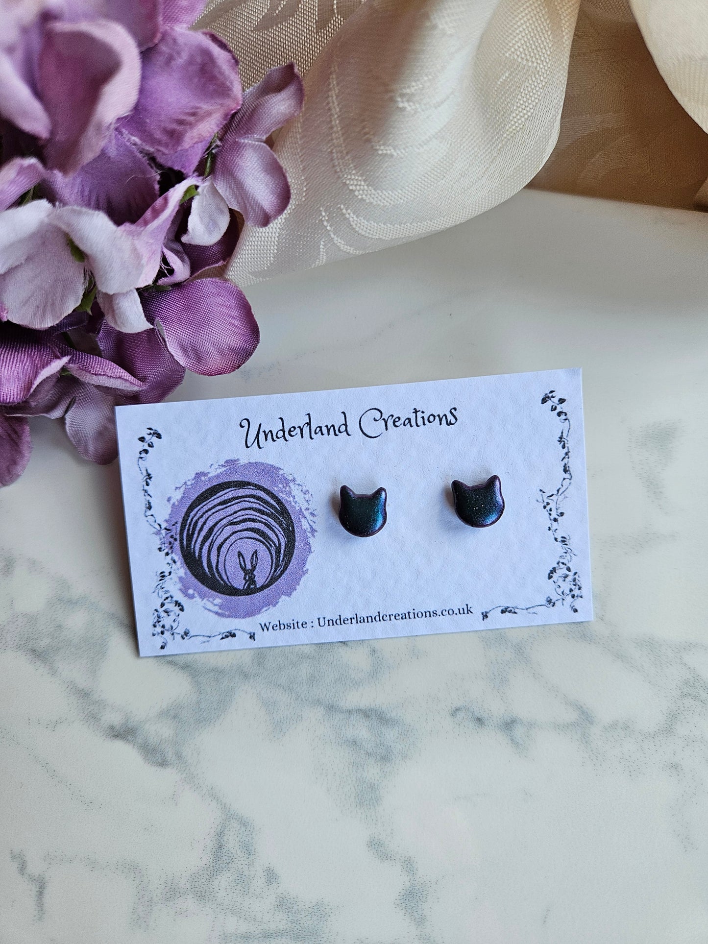 Metallic Cat Studs in Blue/Purple