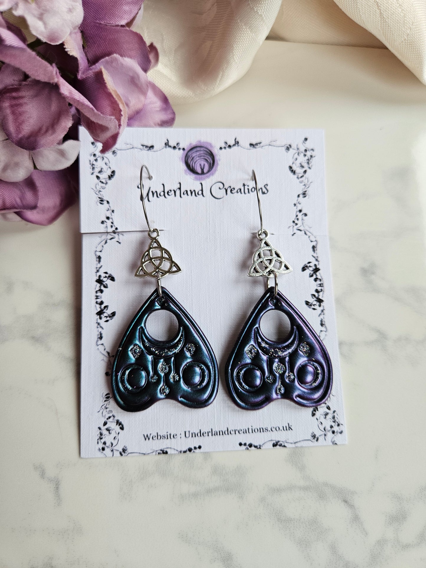 Planchettes in Metallic Blue to Purple