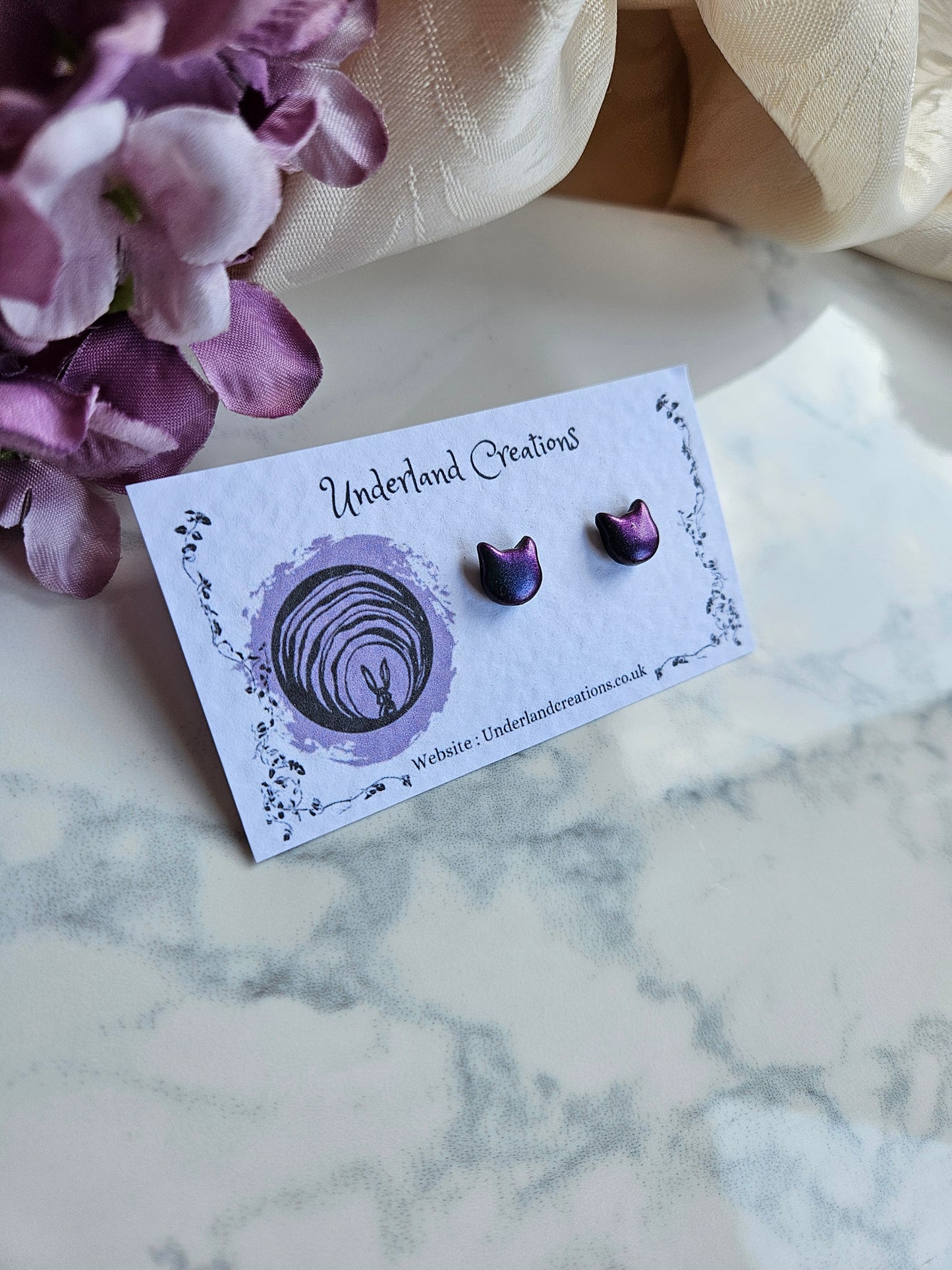 Metallic Cat Studs in Blue/Purple